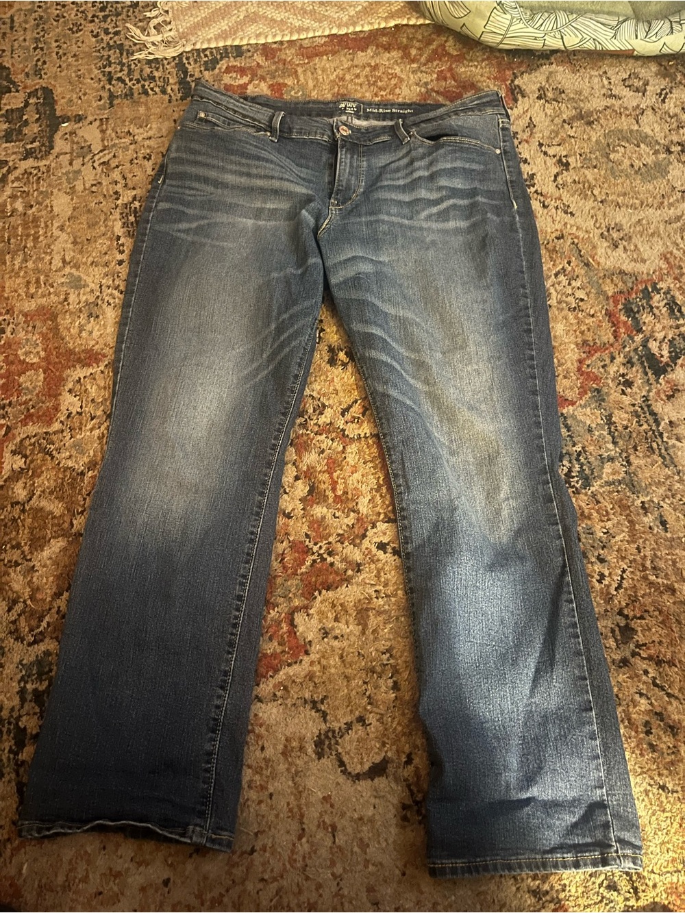 Signature by Levi Strauss Women’s Medium Blue Straight-Leg Jeans